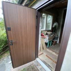 Вхідні Двері Ніка Redfort7.jpg