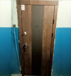 Вхідні Двері Люксор спил дерева кон_ячний Qdoors R1.jpg