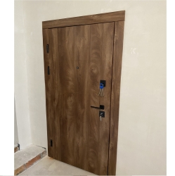 Вхідні Двері Токіо Redfort9.jpg