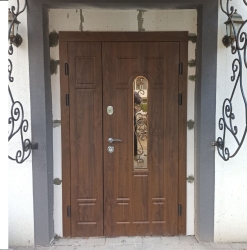 Вхідні Двері Арка 1200 з ковкою Стандарт Плюс Redfort R1.jpg