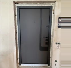 Вхідні Двері Авангард Босфор Ак 2 кольори Qdoors R7.jpg