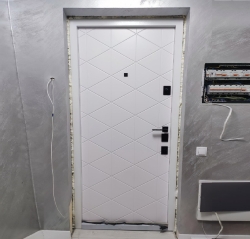 Вхідні Двері Авангард Бакарді 2 кольори Qdoors r2.jpg