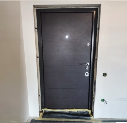 Вхідні Двері Горизонт-Al венге темний горизонт Qdoors R3.jpg