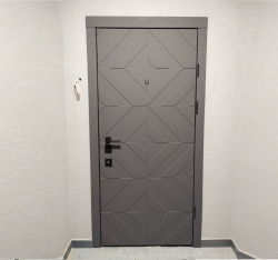 Вхідні Двері Авангард Тіффані 2 кольори Qdoors R7.jpg