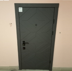 Вхідні Двері Авангард Тіффані 2 кольори Qdoors R10.jpg