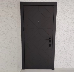 Вхідні Двері Авангард Тіффані 2 кольори Qdoors R6.jpg