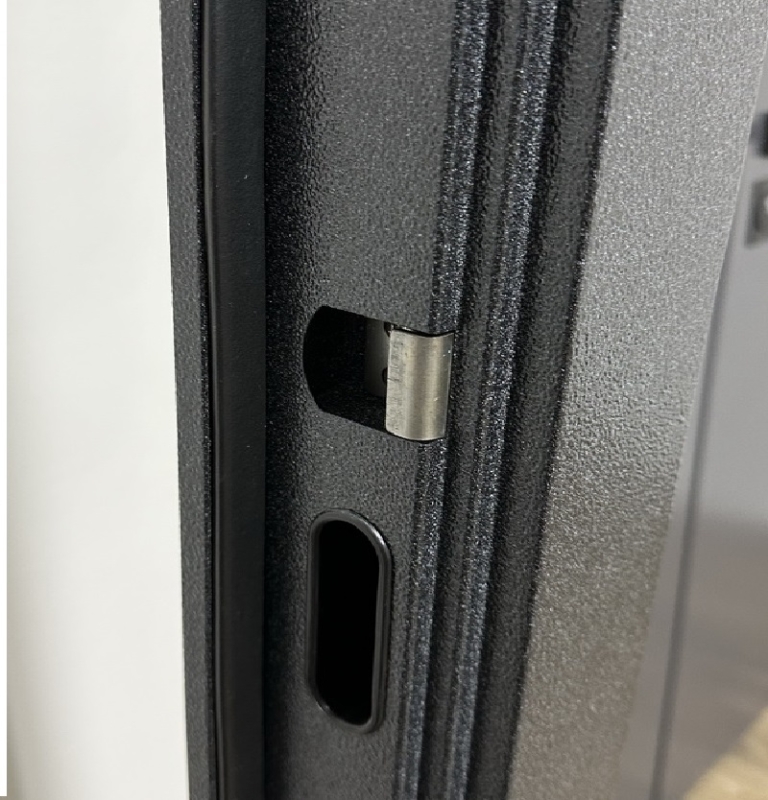 Вхідні Двері Торонто Redfort7.jpg